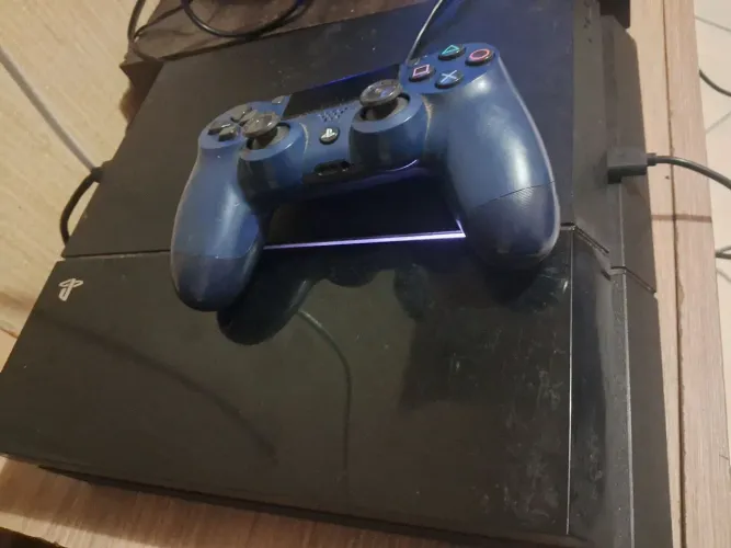 PS4 + CONTROLE.