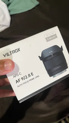 Lente Viltrox 9mm 2.8 