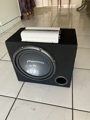 Subwoofer pioneer
