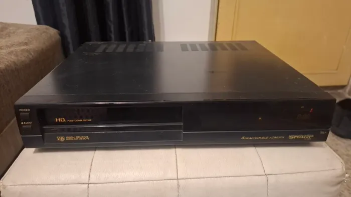 Videocassete sharp! Com defeito!