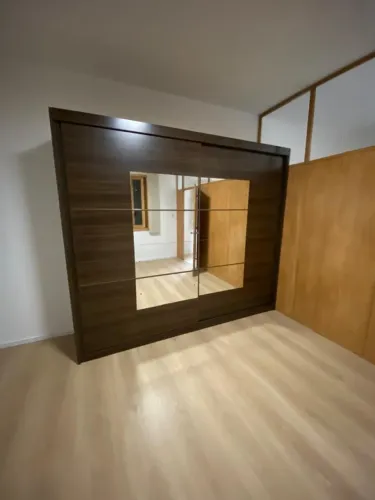 GUARDA-ROUPA CASAL GRANDE, LINDO, EM PERFEITO ESTADO