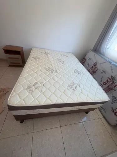Cama de casal - Nova