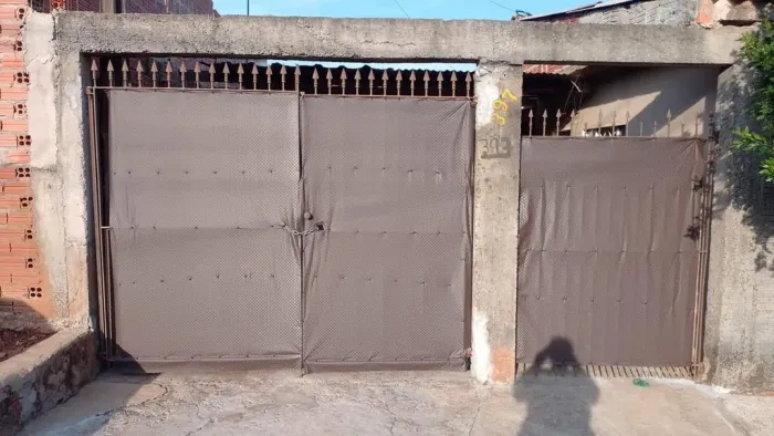 Casa à venda em Rio Claro, Jardim Guanabara, com 2 quartos, com 80.46 m²