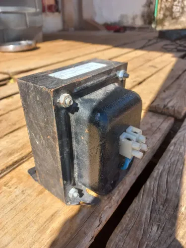 Transformador rural 240v > 220v 