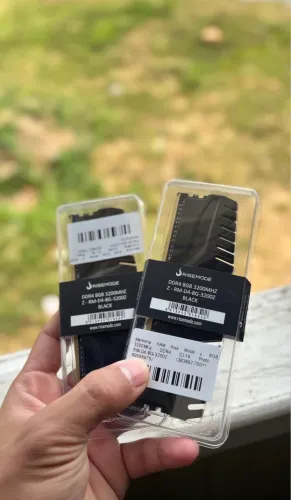 Memória RAM Rise Mode Z Series 8GB DDR4 3200MHz ? NOVA ? NOVA, NUNCA USADA E NA CAIXA!