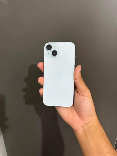 iPhone 15 128