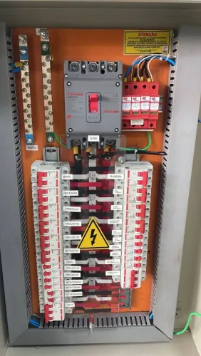 Painel Elétrico Quadro de Distribuição Chuveiro Tomadas ELETRICISTA COMERCIAL INDUSTRIAL
