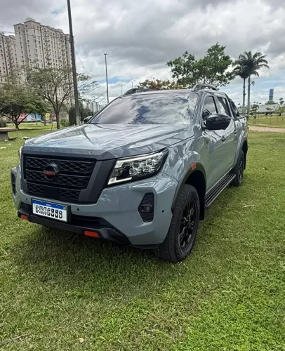 Nissan Frontier Pro4x CD 4X4 2.3 Bi-TB Die. AUT 2023