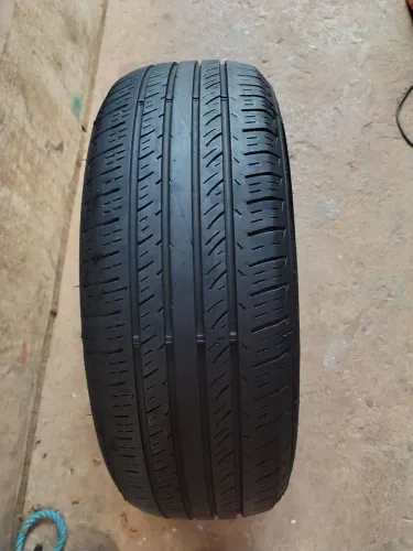 Vendo pneu aro 15 