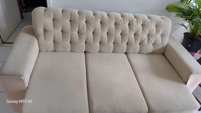 Vende-se sofá retrátil 3 lugares
