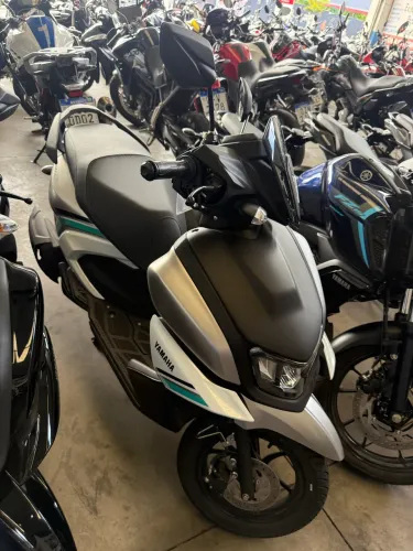 YAMAHA ZR HYBRID 2027