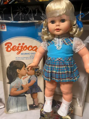 Boneca Beijoca Estrela anos 80 toda original 