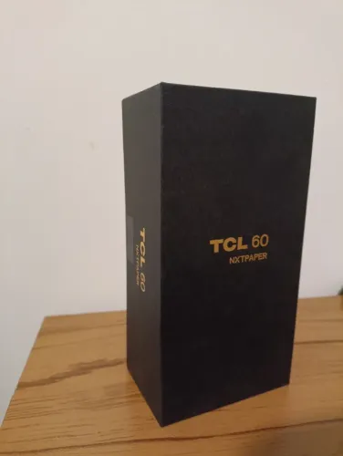 Smartphone TCL 60 NXTPAPER NOVO LACRADO