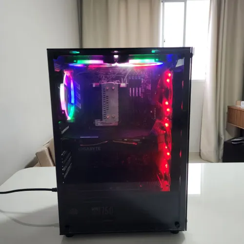 PC I9 9900K, 1TB, 32GB RAM E UMA 2060 (NOVO)