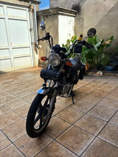 Suzuki Intruder 125 2005