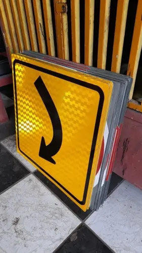 Serviço de placas