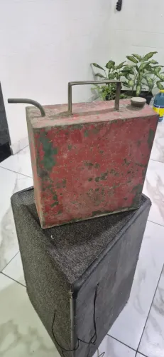 Galão / Recipiente Antigo para Colecionador