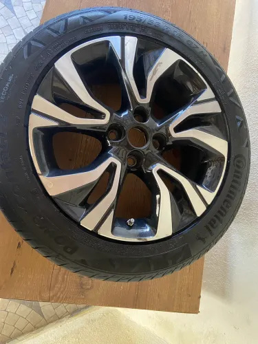 Roda onix premier aro 16 com pneu continental 195/55/16