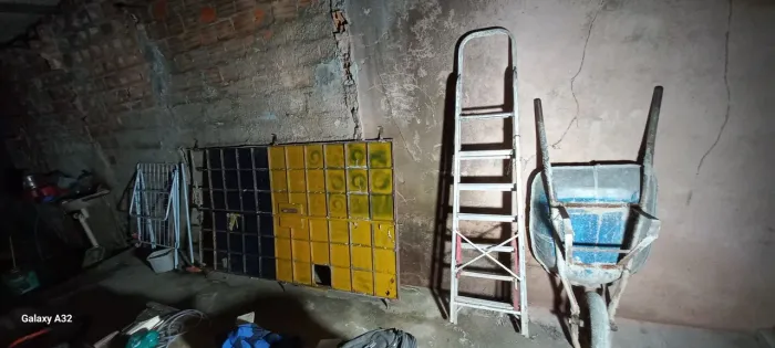Porta de ferro usada