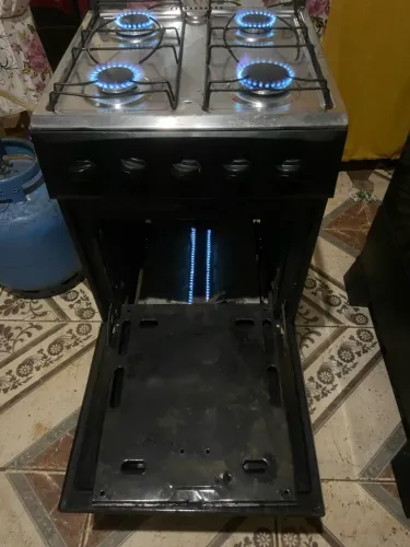 Vendo fogão atrás