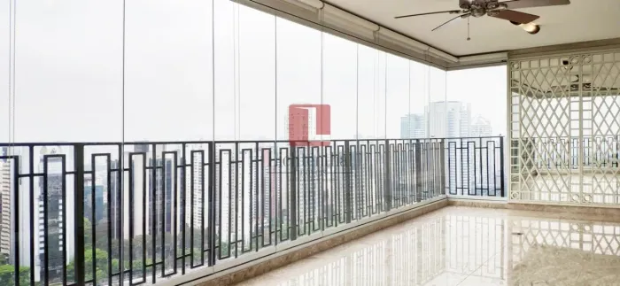Apartamento à Venda no Cidade Jardim SP, 236m², 2 Suítes, 4 Banheiros
