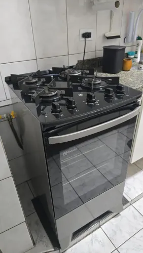 Fogão Electrolux FE4GS 4 Bocas Mesa de Vidro PerfectCook VaporBake