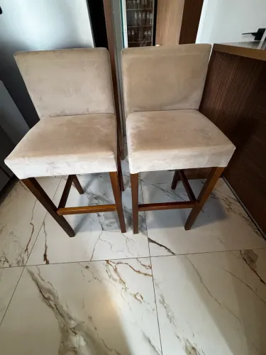 Banqueta alta para cozinha