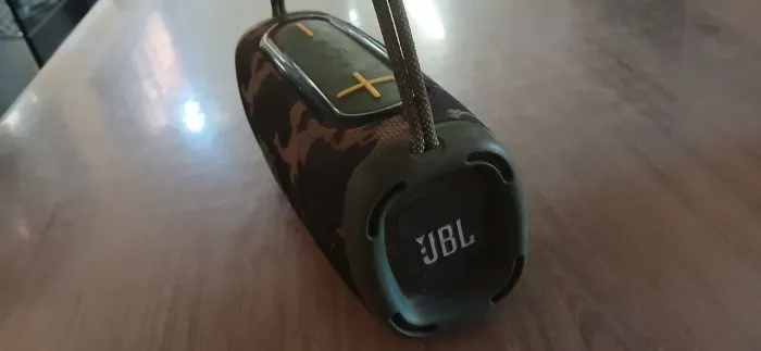 Caixa jbl mini