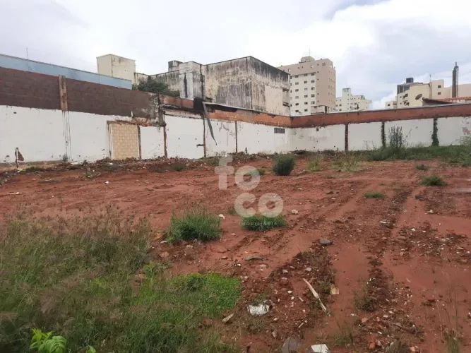 Terreno à venda, 595 m² por R$ 2.500.000,00 - Martins - Uberlândia/MG