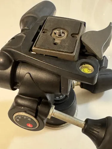 Cabeça Manfrotto para tripé ou Monope