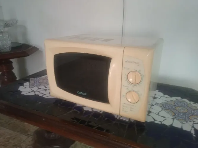 Micro-ondas Consul erva doce
