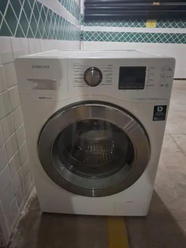 Oportunidade!! Máquina de lavar Ecobubble Electrolux Seminova - Retirada de peçass