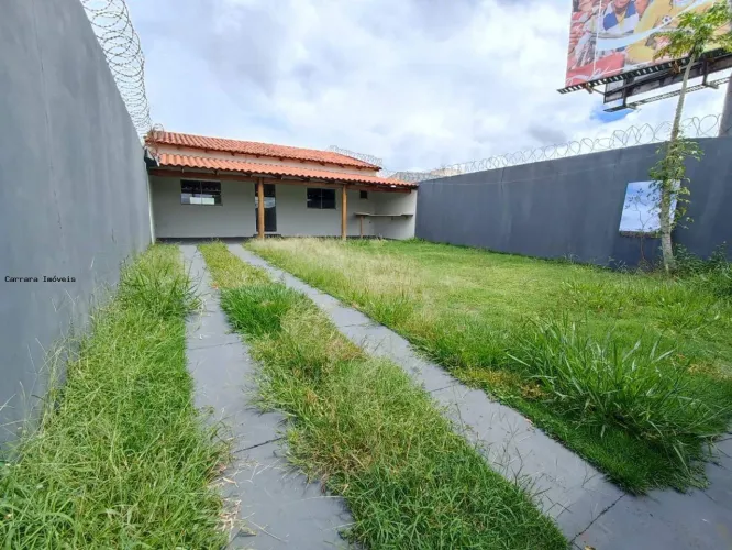 Casa para Venda em Uberlândia, Custodio Pereira, 2 dormitórios, 2 suítes, 3 banheiros, 4 v