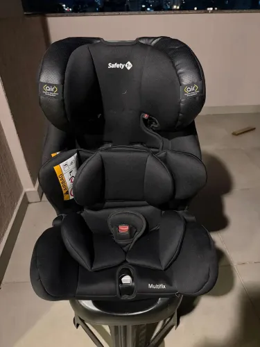 Cadeirinha Safety 1st multifix