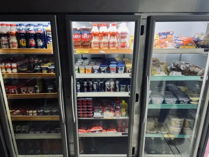 Geladeira Danoneira 3 portas Conservex 2m
