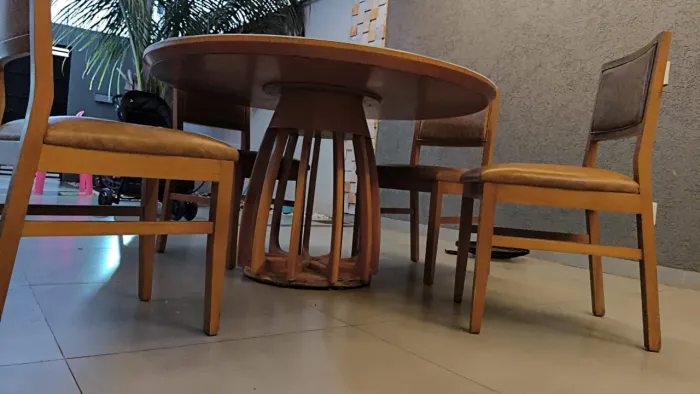 Mesa redonda luxo