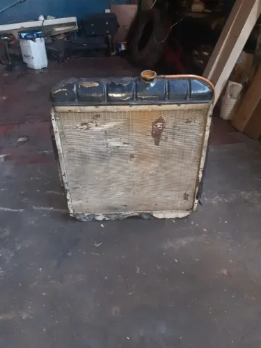 Radiador F1000, F2000,F350