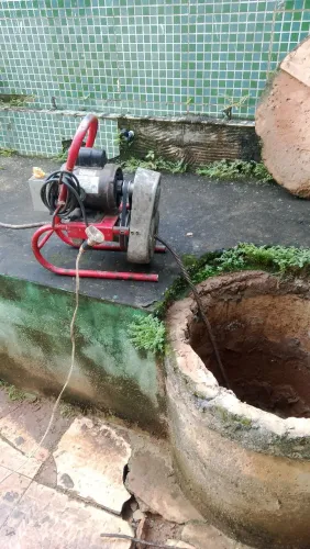 Desentupimento com máquina sem quebrar nada