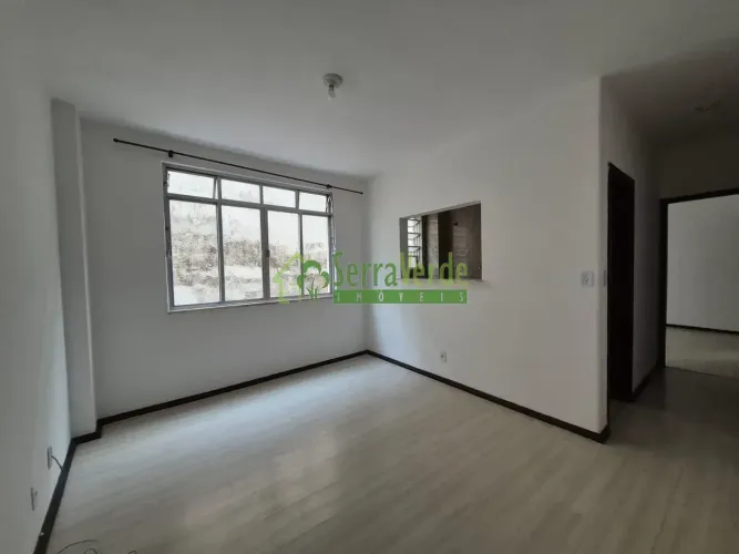 CORONEL VEIGA (ÓTIMO APTO REFORMADO PRÓXIMO AO CENTRO) - composto de 1 quarto suíte, sala,