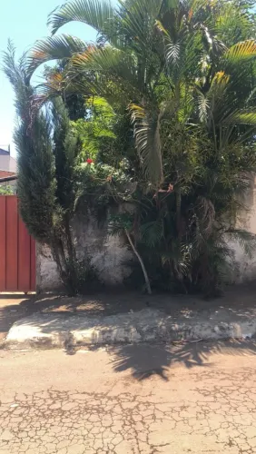 VENDO CASA DOIS ANDARES