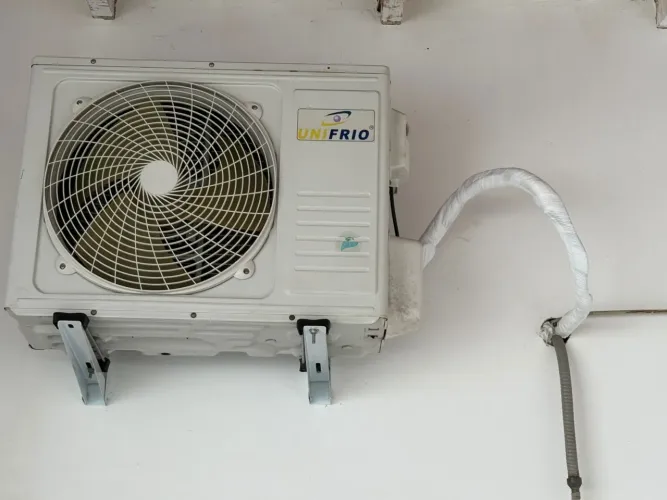 Central de ar-condicionado Unifrio 12Btu. R$ 850,00
