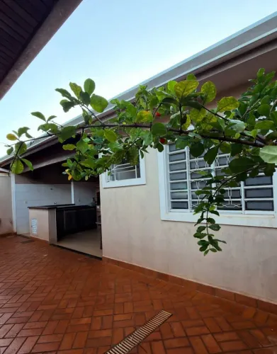 Vendo linda casa no una 