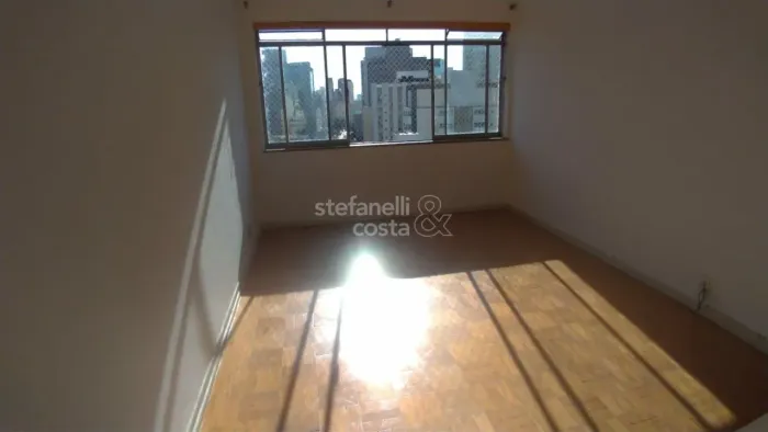 2 Dormitórios, Dep. de empregada, 1 vaga de garagem, próximo à Paulista