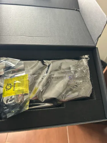 Vendo gtx 1660 super novinha com nota fiscal e garantia