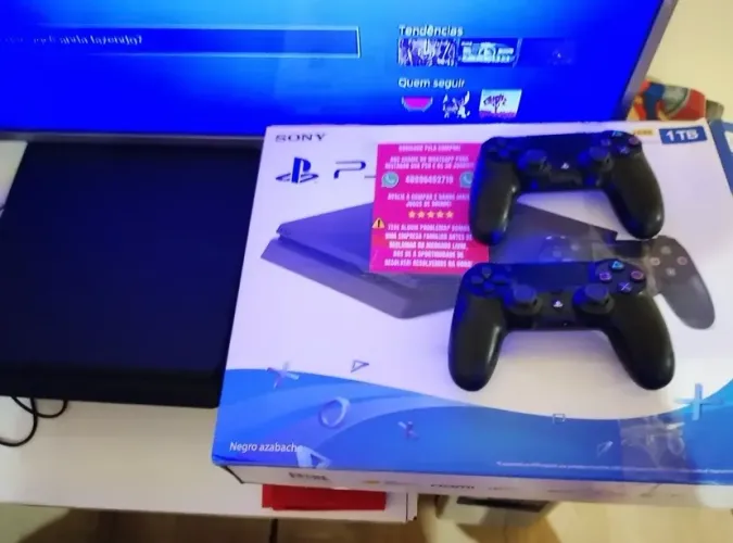 PS4 SLIM 1TB