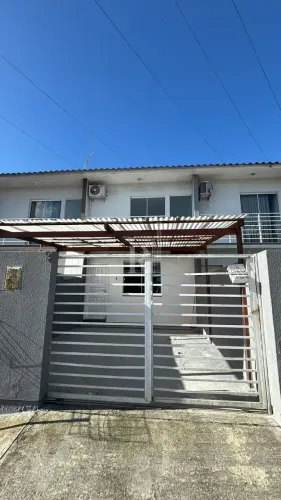Sobrado para locação no Mata Atlântica próximo a academias, komprão koch e farmácia, Tijuc