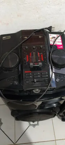 .Som LG xboom 4100w