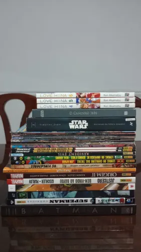 Lote HQ Capa Dura Encadernados - Marvel / DC