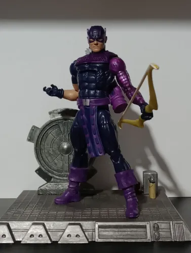 Marvel Legends Gavião Arqueiro (Hawkeye)