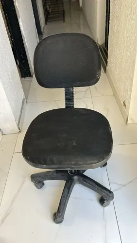 Vendo cadeira giratoria